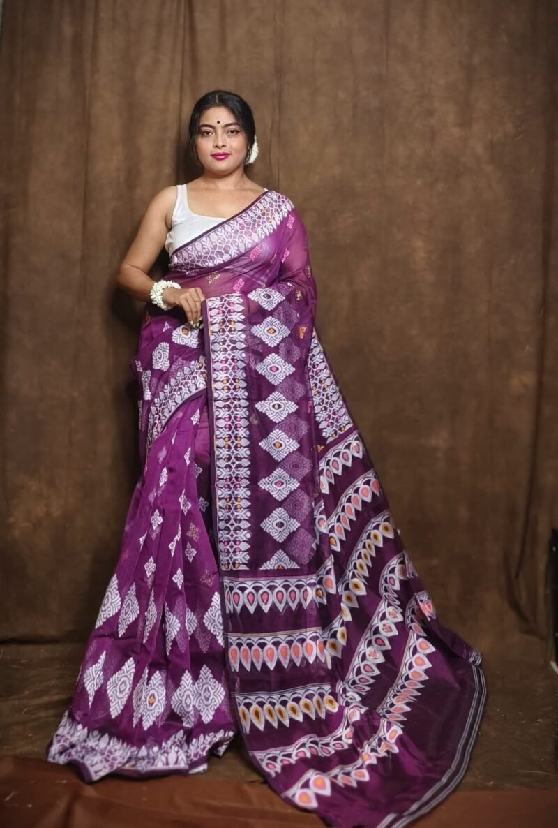 Exclusive Grape Purple Dhakai Jamdani Saree