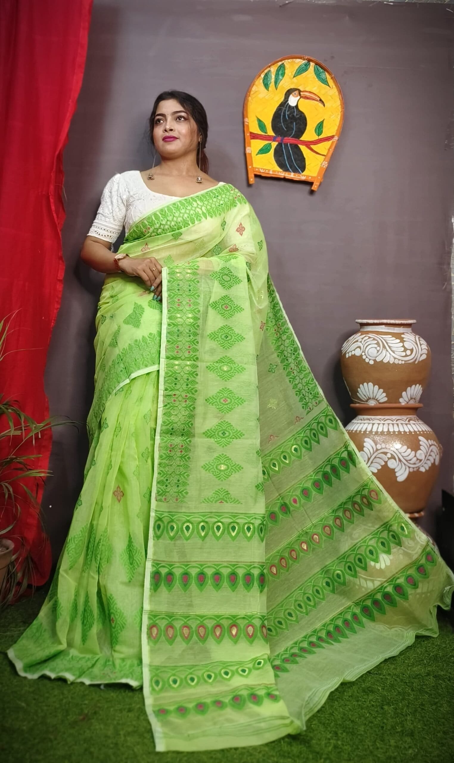 Exclusive Olivine Dhakai Jamdani Saree - Image 2
