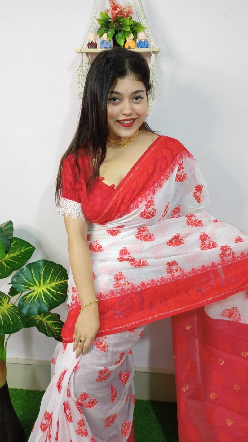 Exclucive White Red Shulie Jamdani sari - Image 4