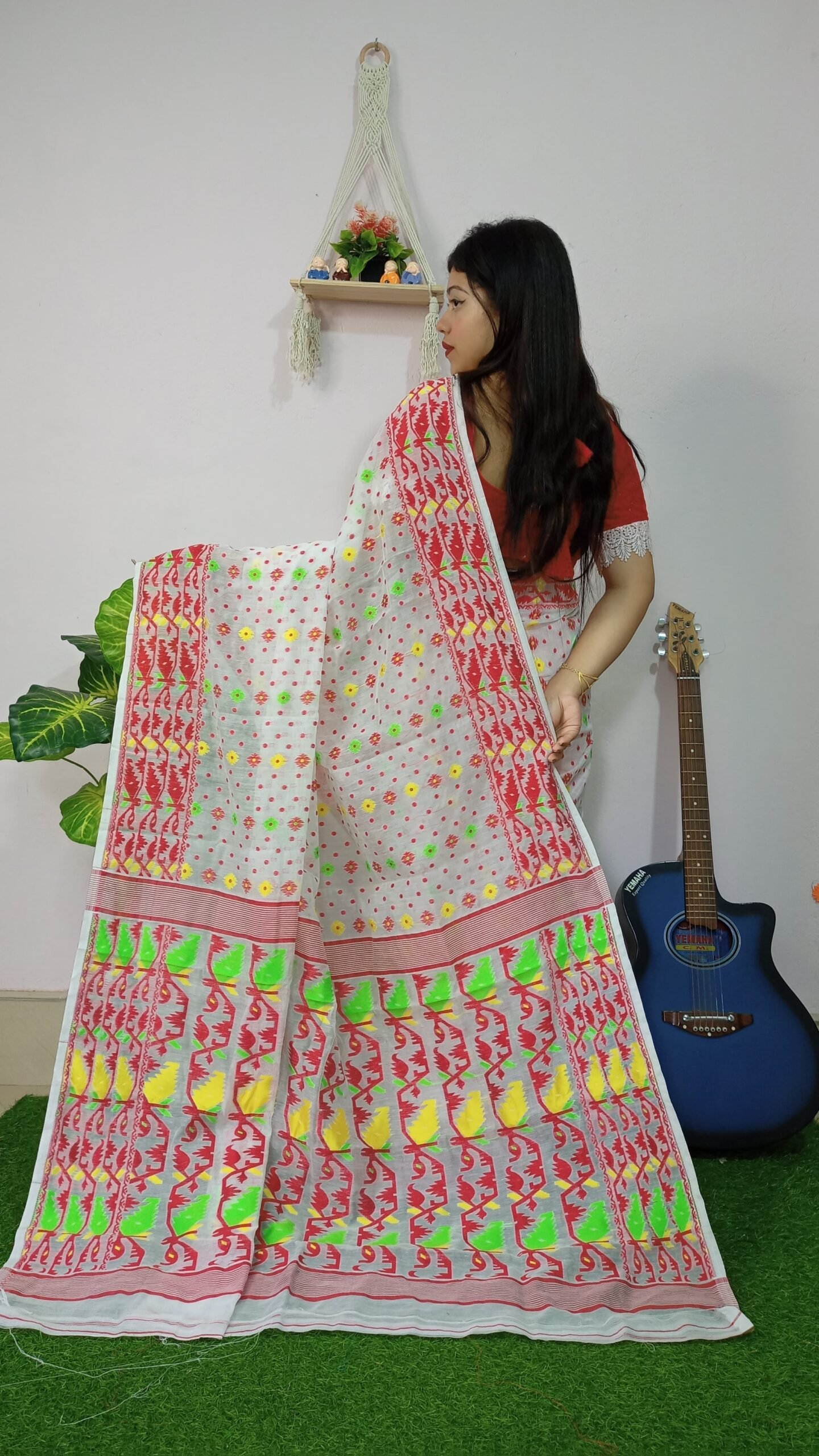 Exclusive Red White Soft Jamdani Saree - Image 3