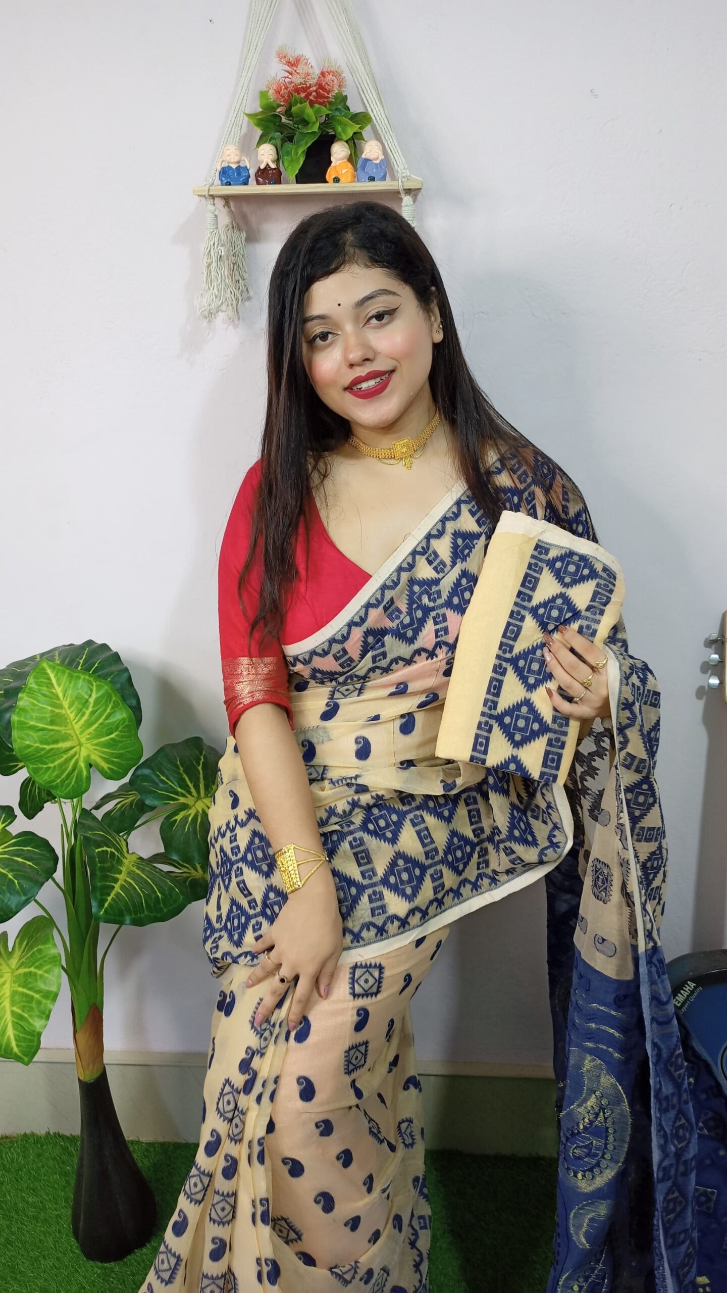 Exclusive Golden Weaves Jamdani Sarees - Image 3