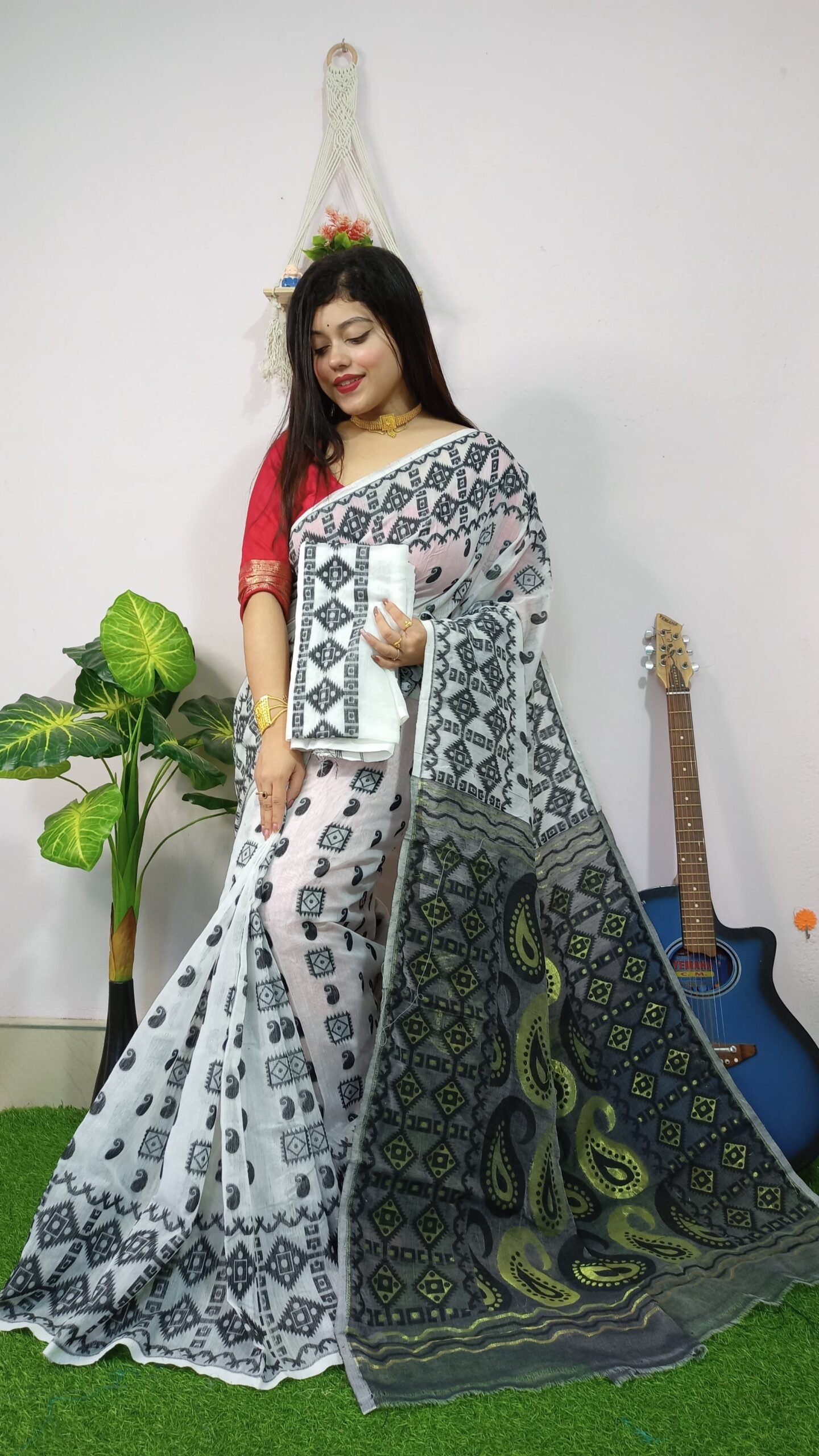 Exclusive Golden Weaves Jamdani Sarees
