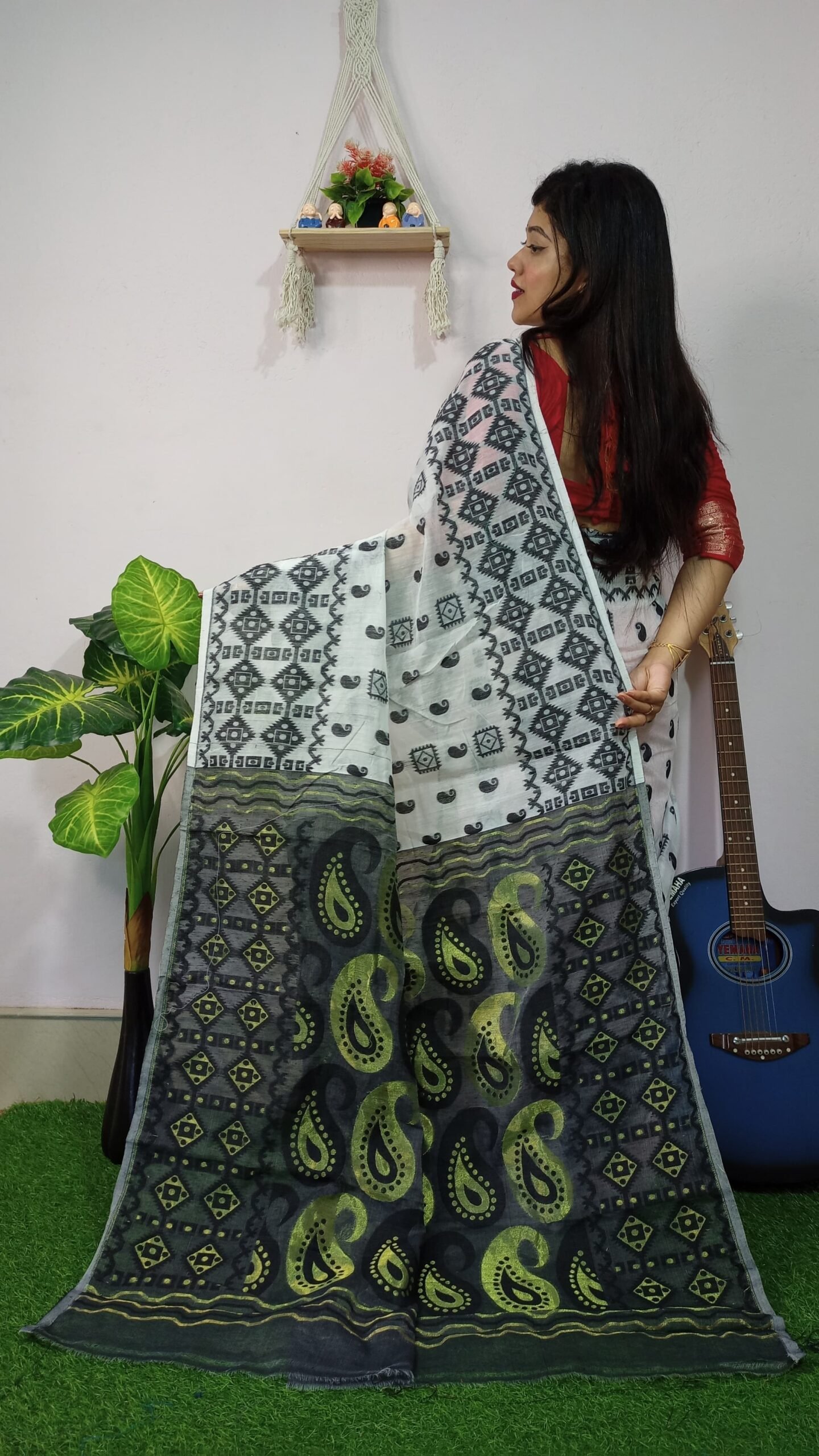 Exclusive Golden Weaves Jamdani Sarees - Image 2