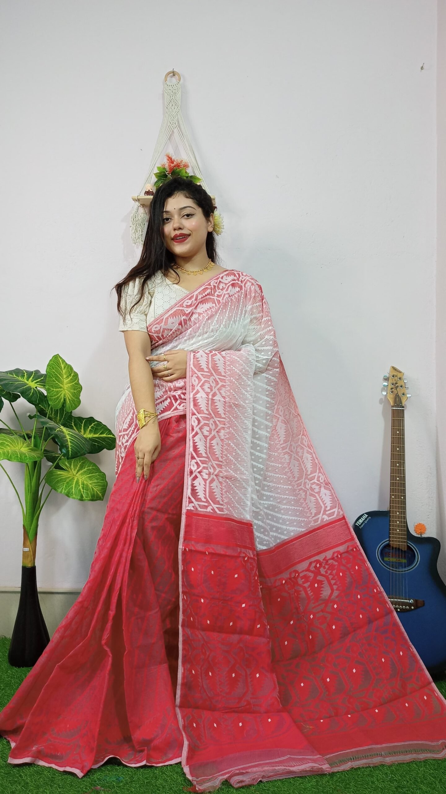 Exclusive Ikkat White Red Jamdani Saree