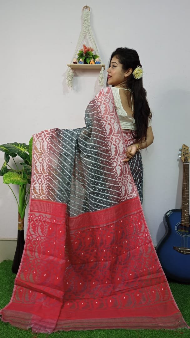 Exclusive Ikkat Black Red Jamdani Saree - Image 3