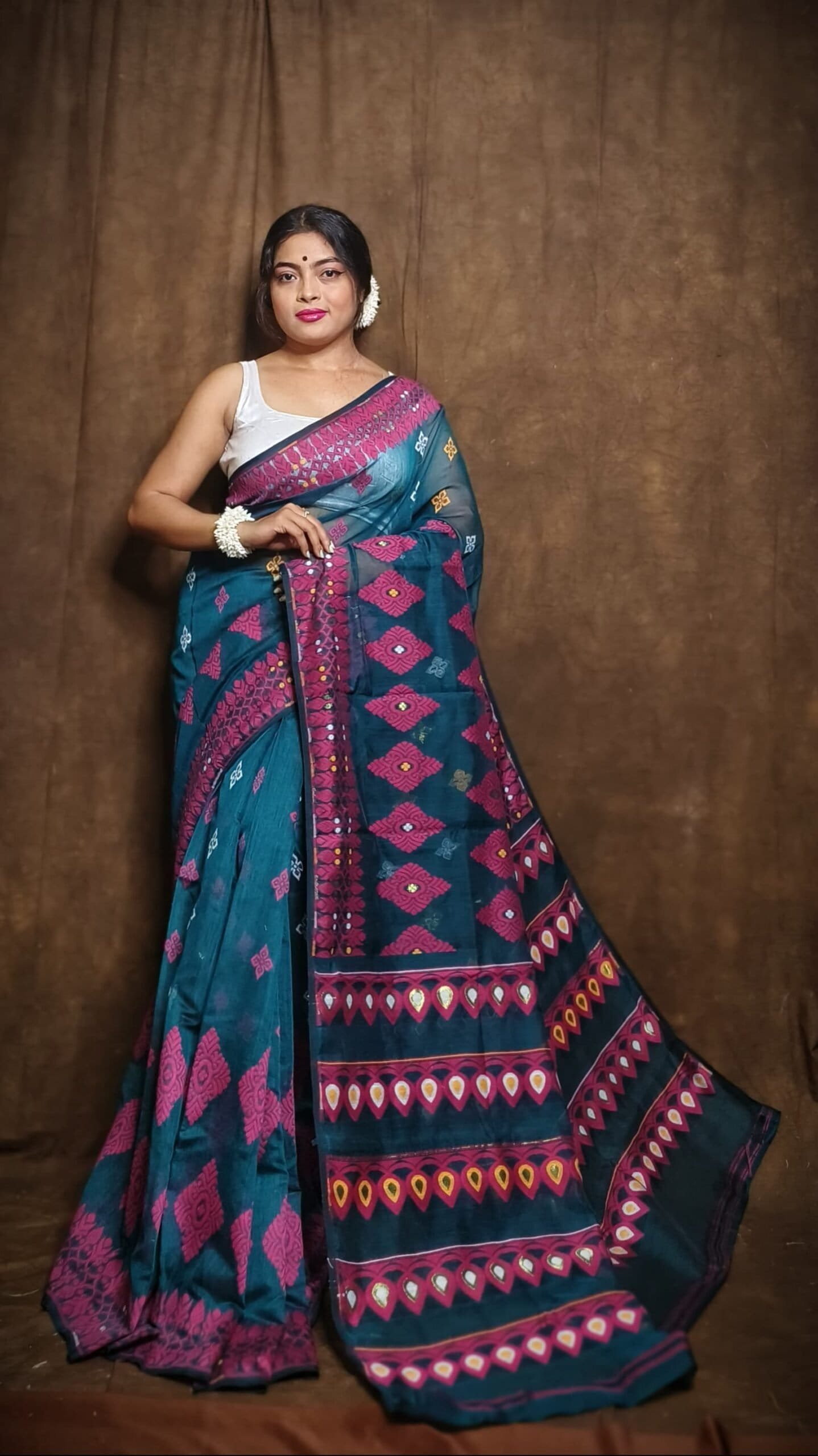 Exclusive Deep Aqua Dhakai Jamdani Saree - Image 2