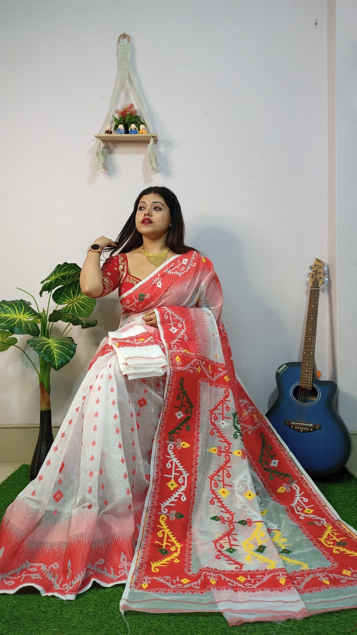 Exclusive White Red Ikkot Soft Jamdani Saree