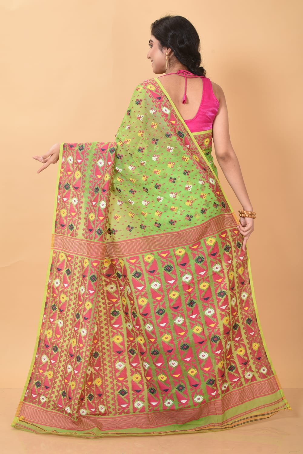 Light Green Soft Dhakai Jamdani Saree - Image 2