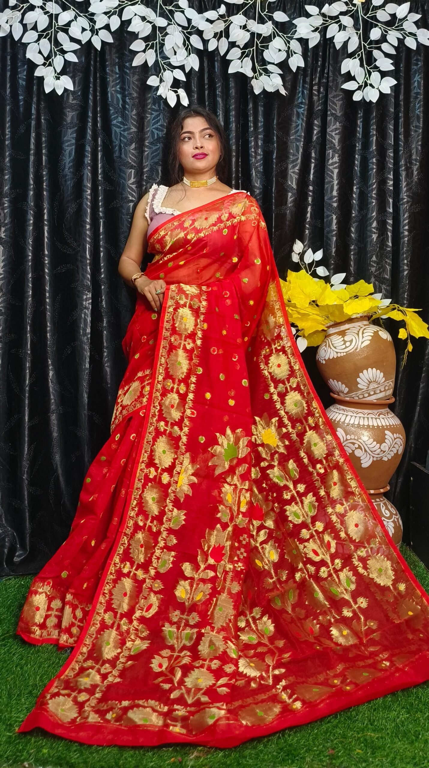 Cadmium Red Soft Joriwork Dhakai Jamdani Saree - Image 2