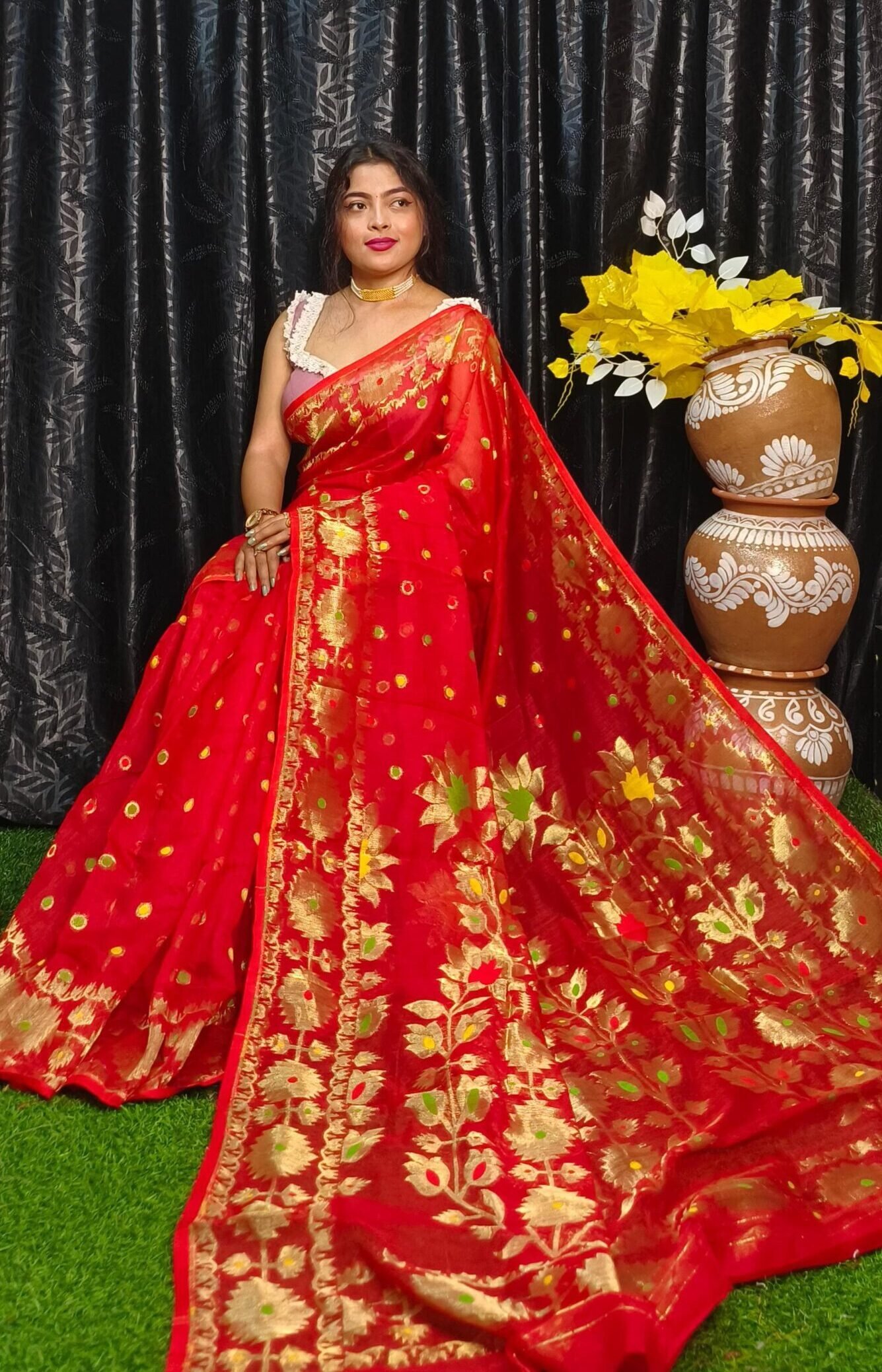 Cadmium Red Soft Joriwork Dhakai Jamdani Saree