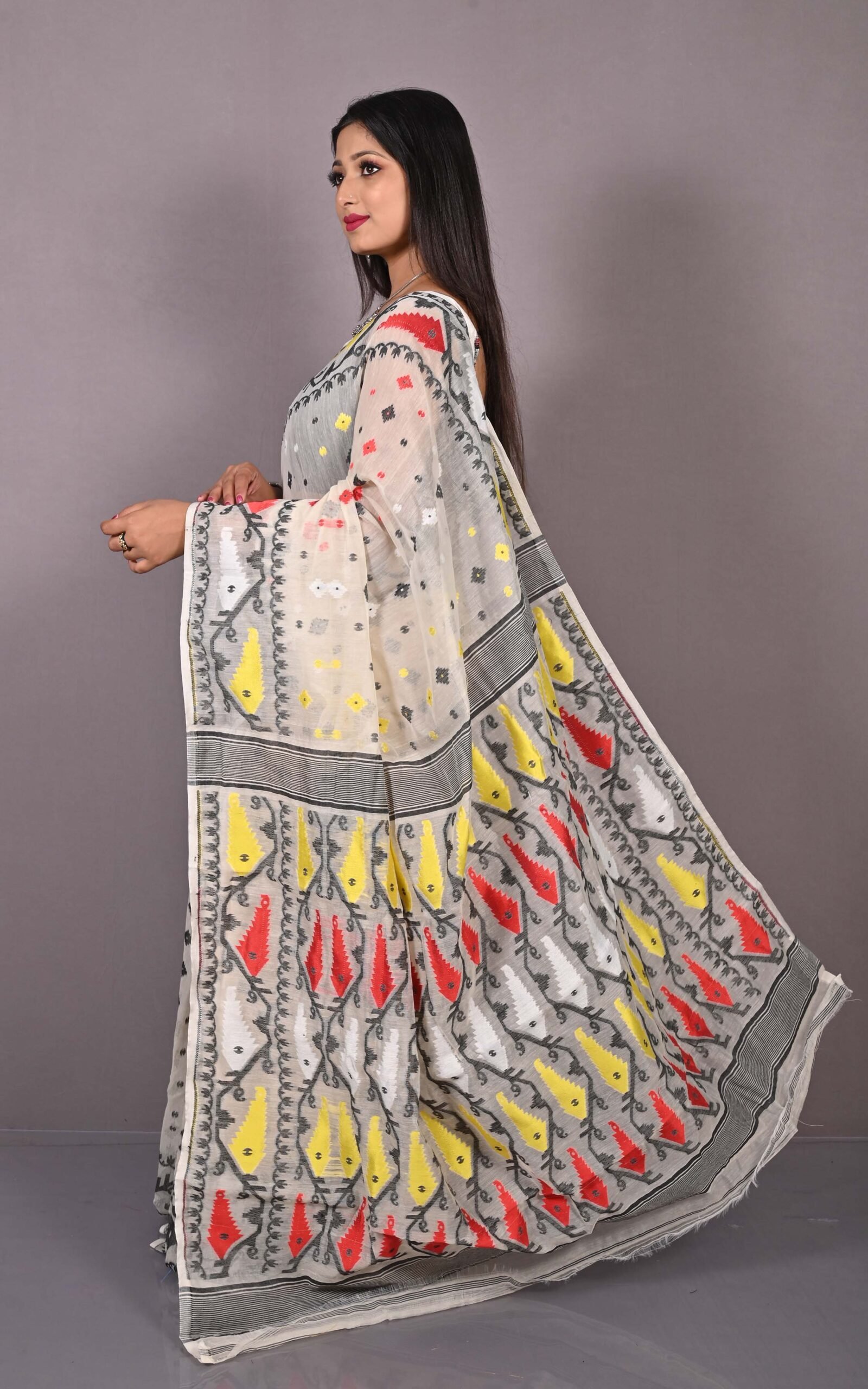 Vanilla Soft Dhakai Jamdani Saree - Image 2