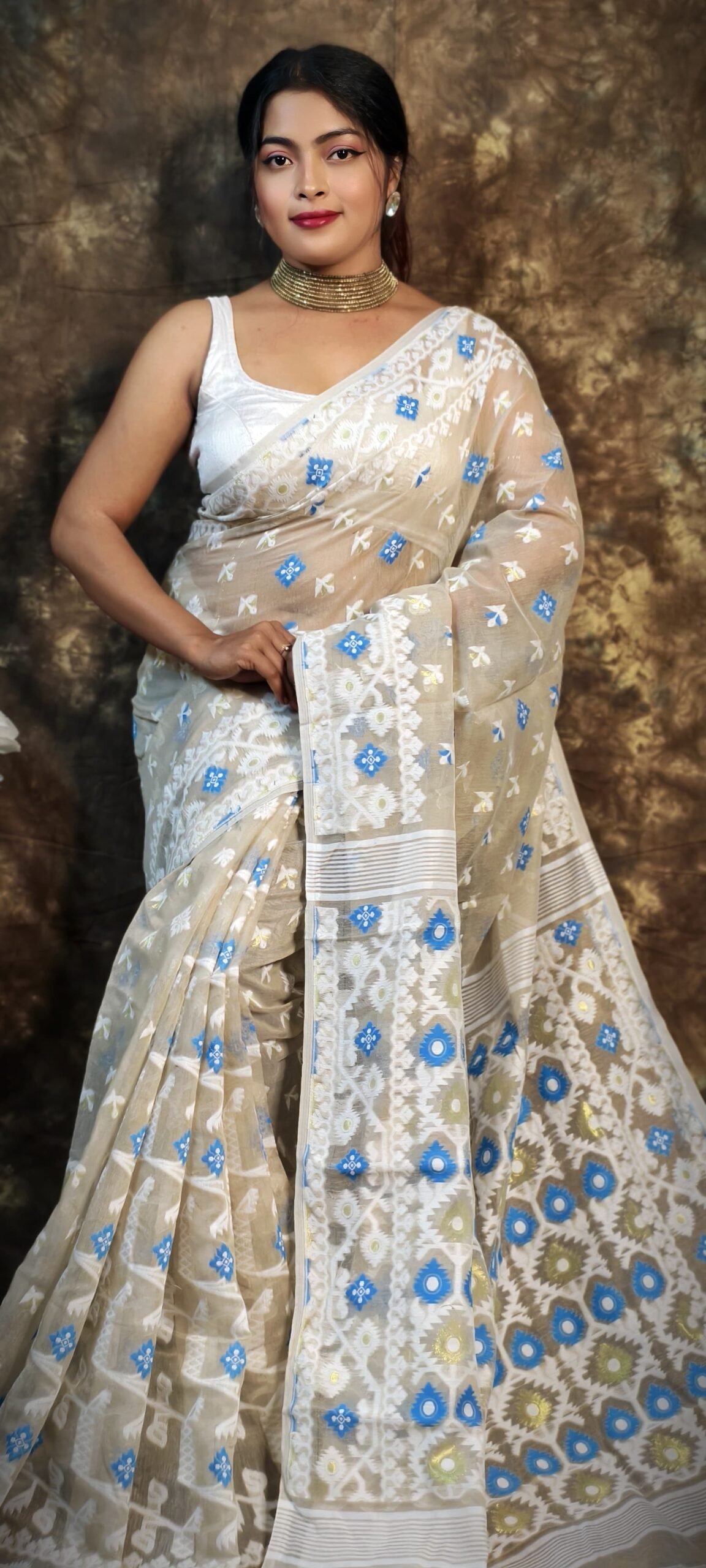 Shubhashini Allover Muga Soft Jamdani Saree - Image 2