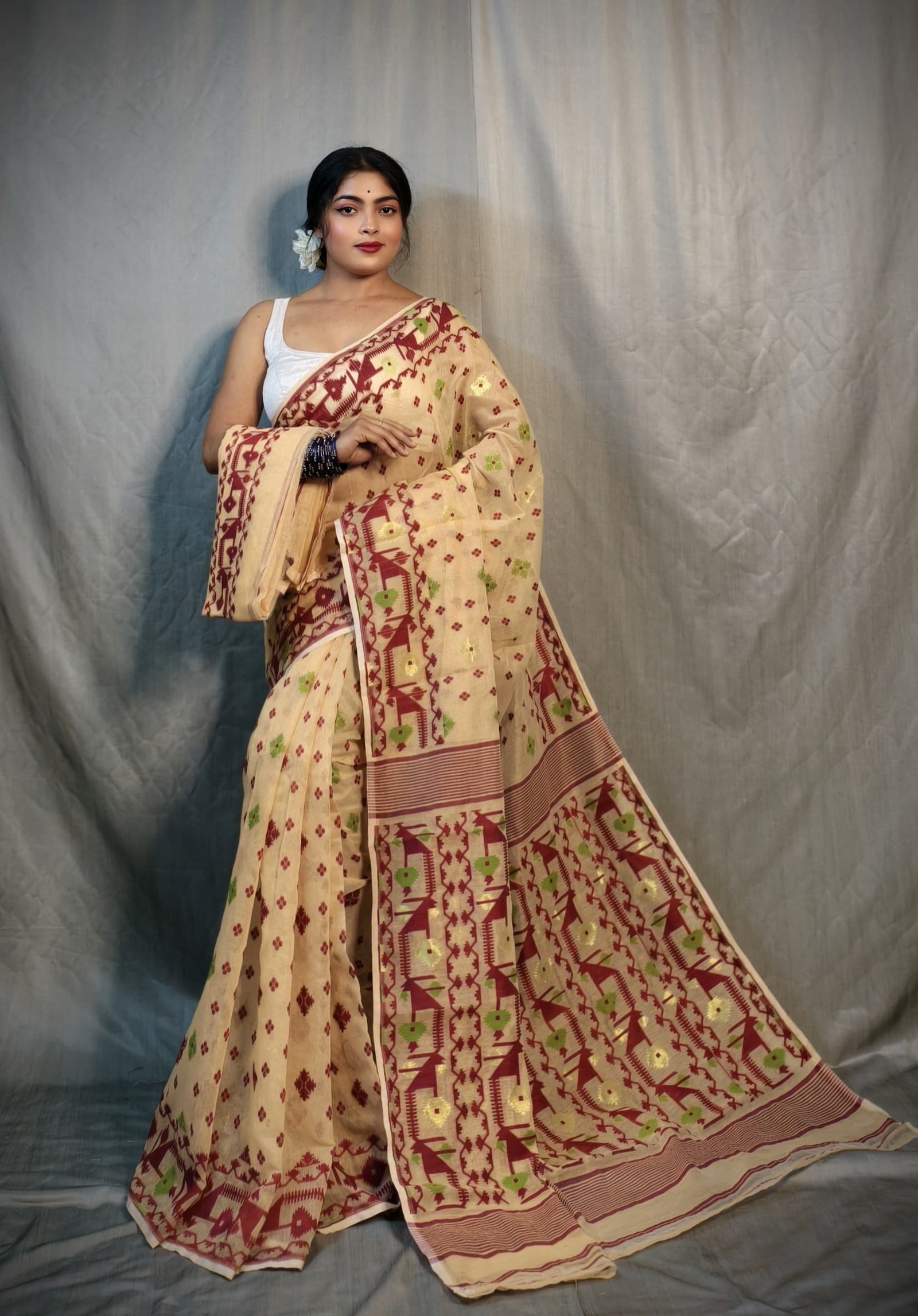 Nrittanjoli Allover Light Cream Soft Jamdani Saree