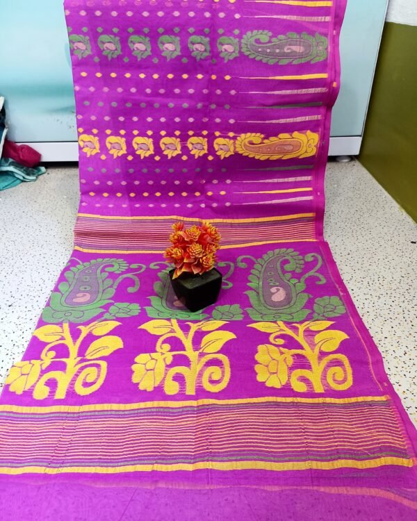 Amm Kalka Hard Dhakai Jamdani Saree