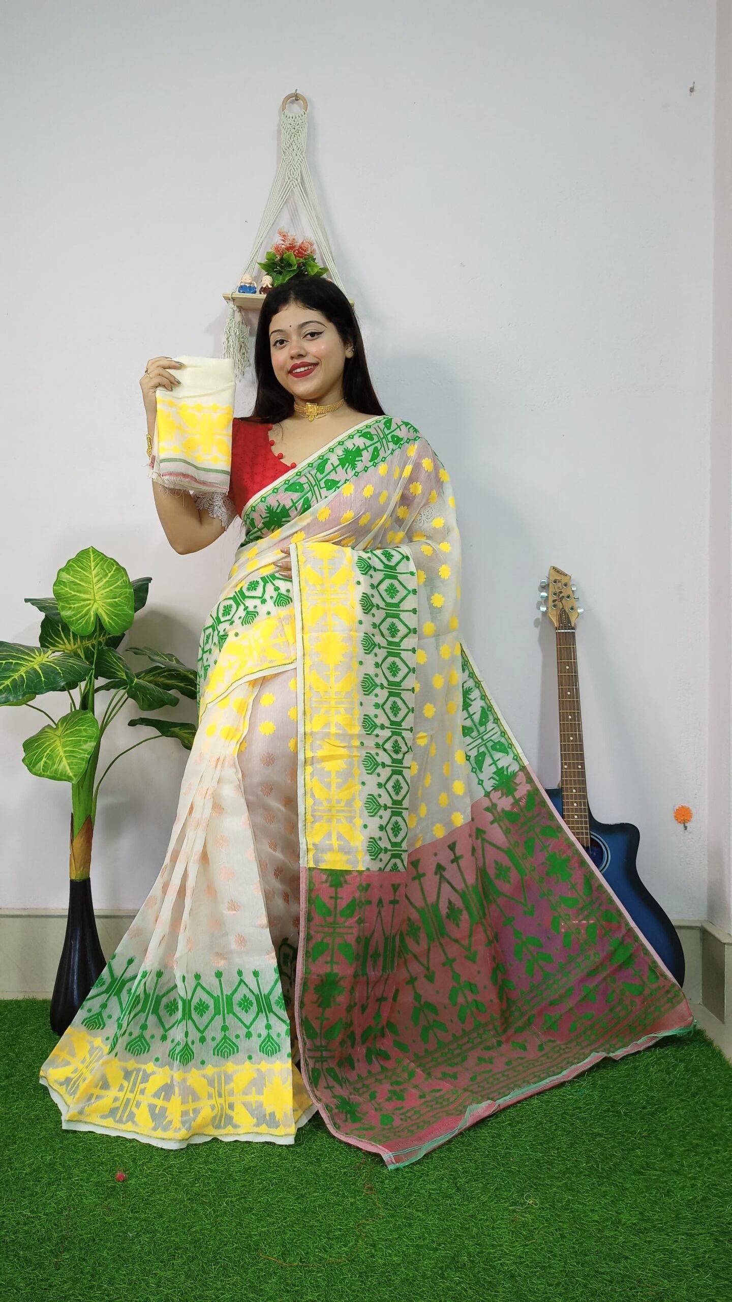 Fulljhuri Soft Cream Jamdani Saree