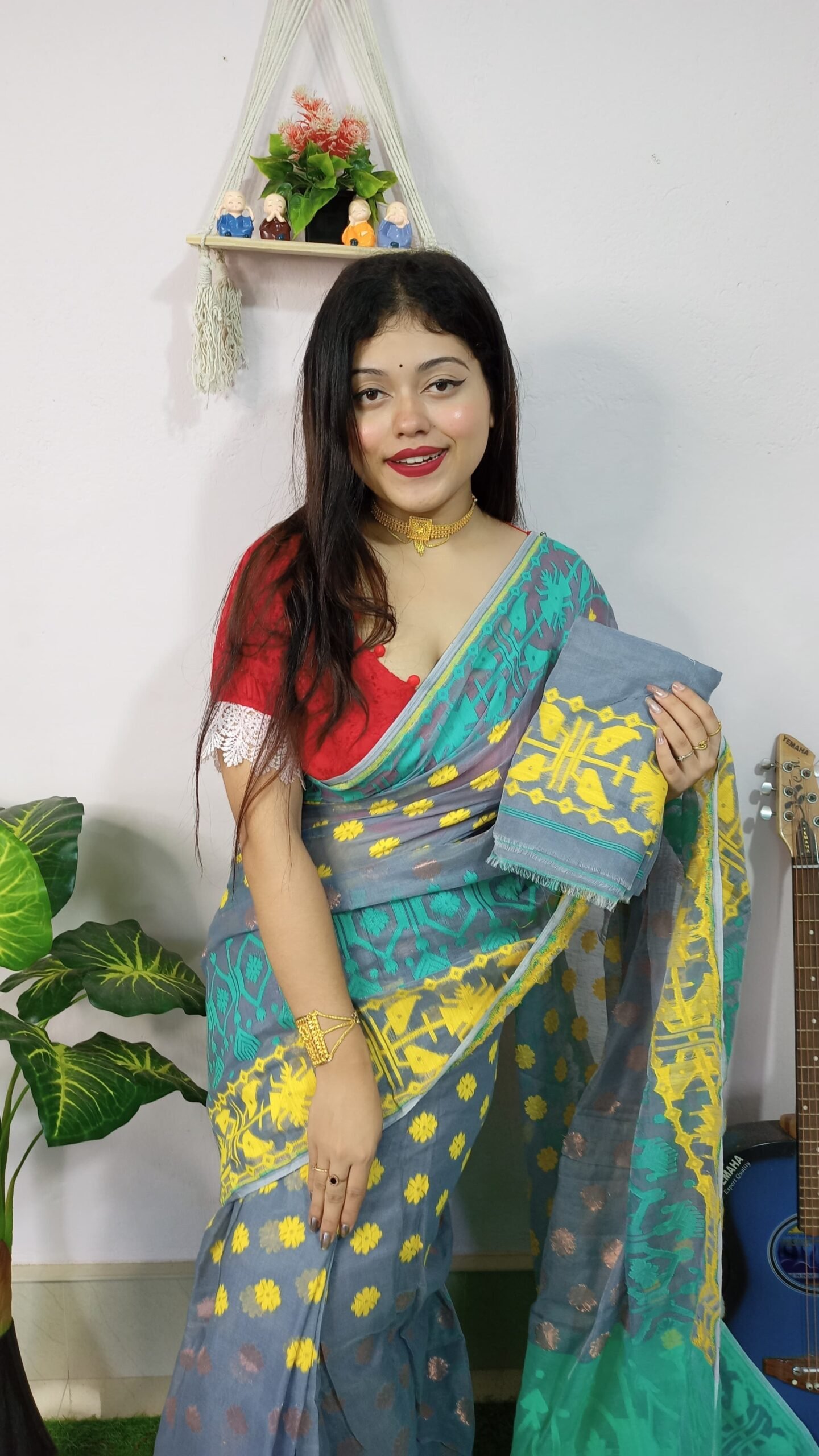 Fulljhuri Soft Grey Jamdani Saree - Image 2
