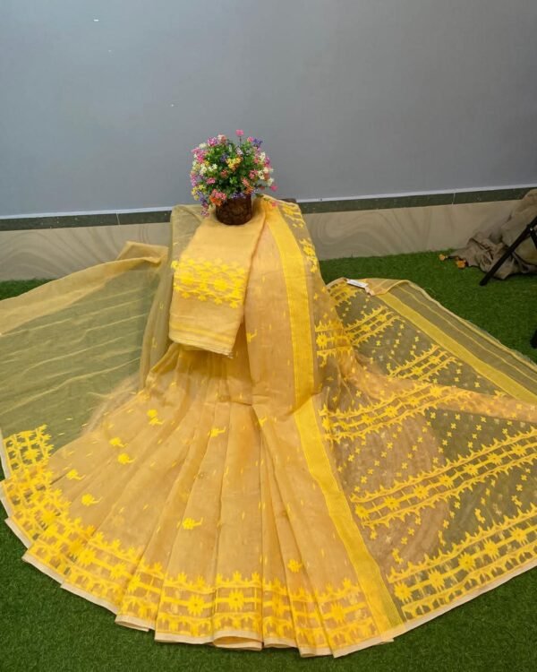 Nilanjona Soft Ghiye Jamdani Saree