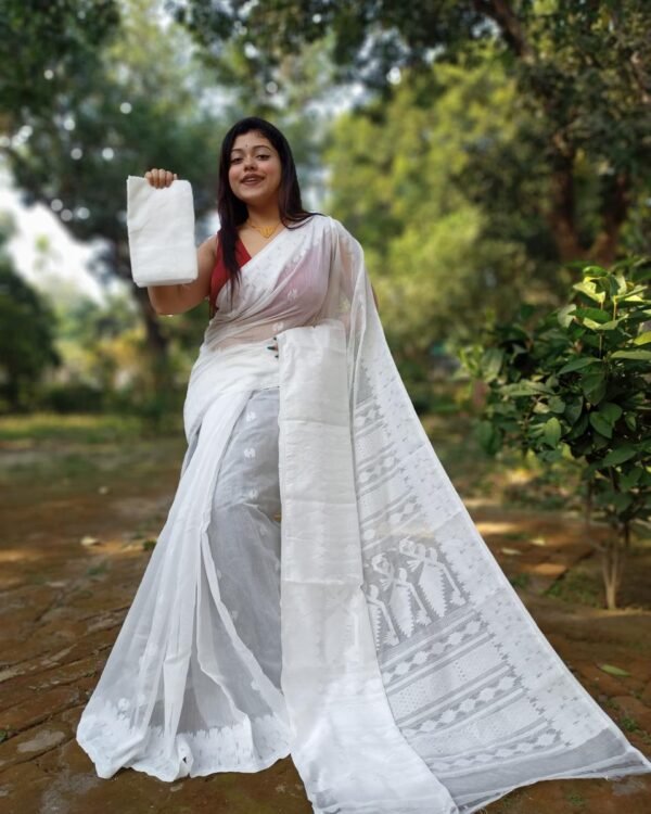 Achol Karat White Self Soft Jamdani Saree