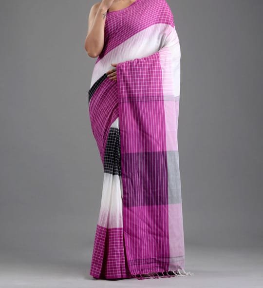Ikkat 3D Soft White Majenda Khadi Saree