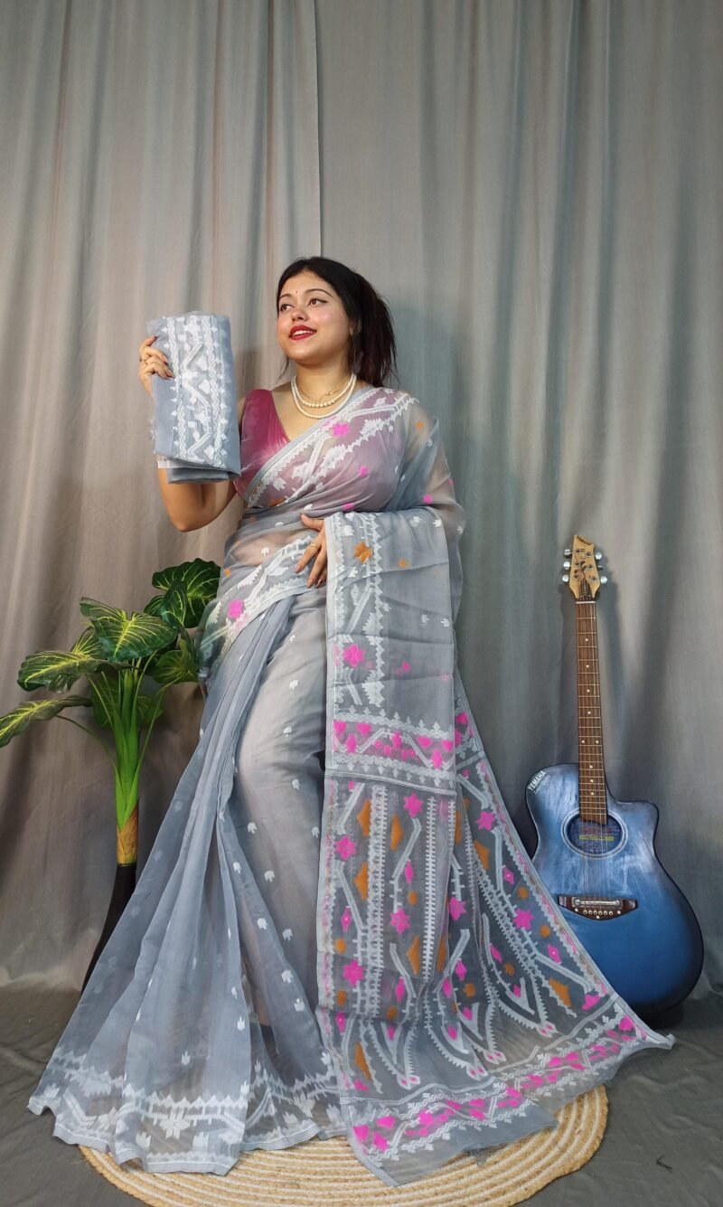 Nokshimala Soft Grey Jamdani Saree - Image 2