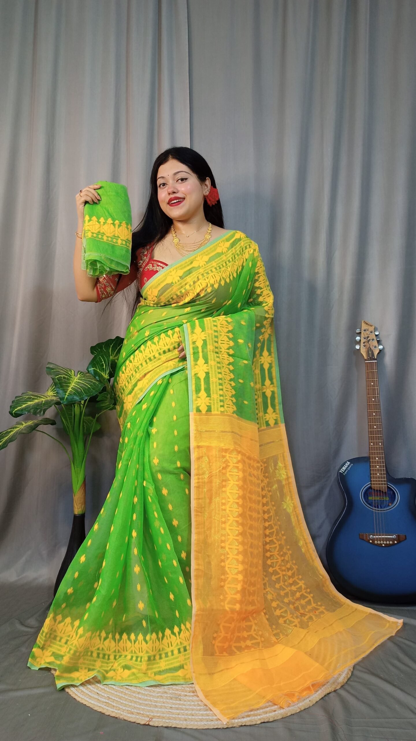Tarongonila Soft  Green Yellow Jamdani Saree - Image 2