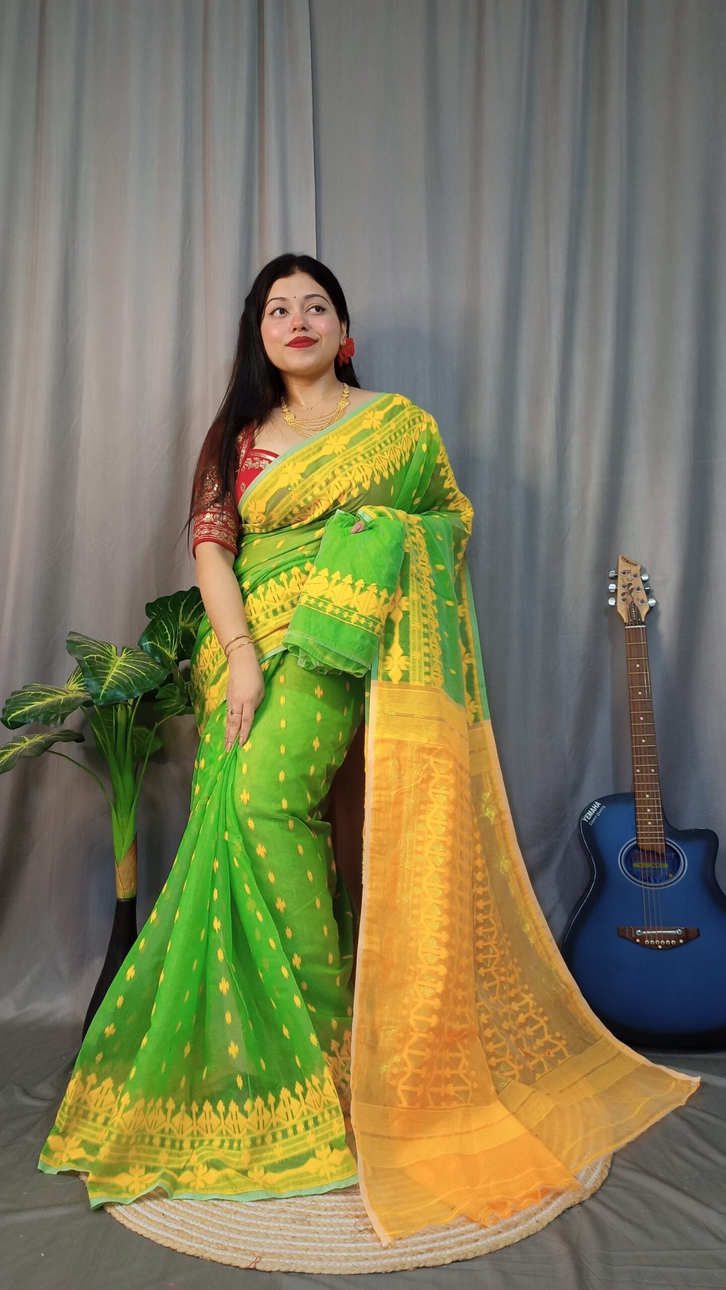 Tarongonila Soft  Green Yellow Jamdani Saree