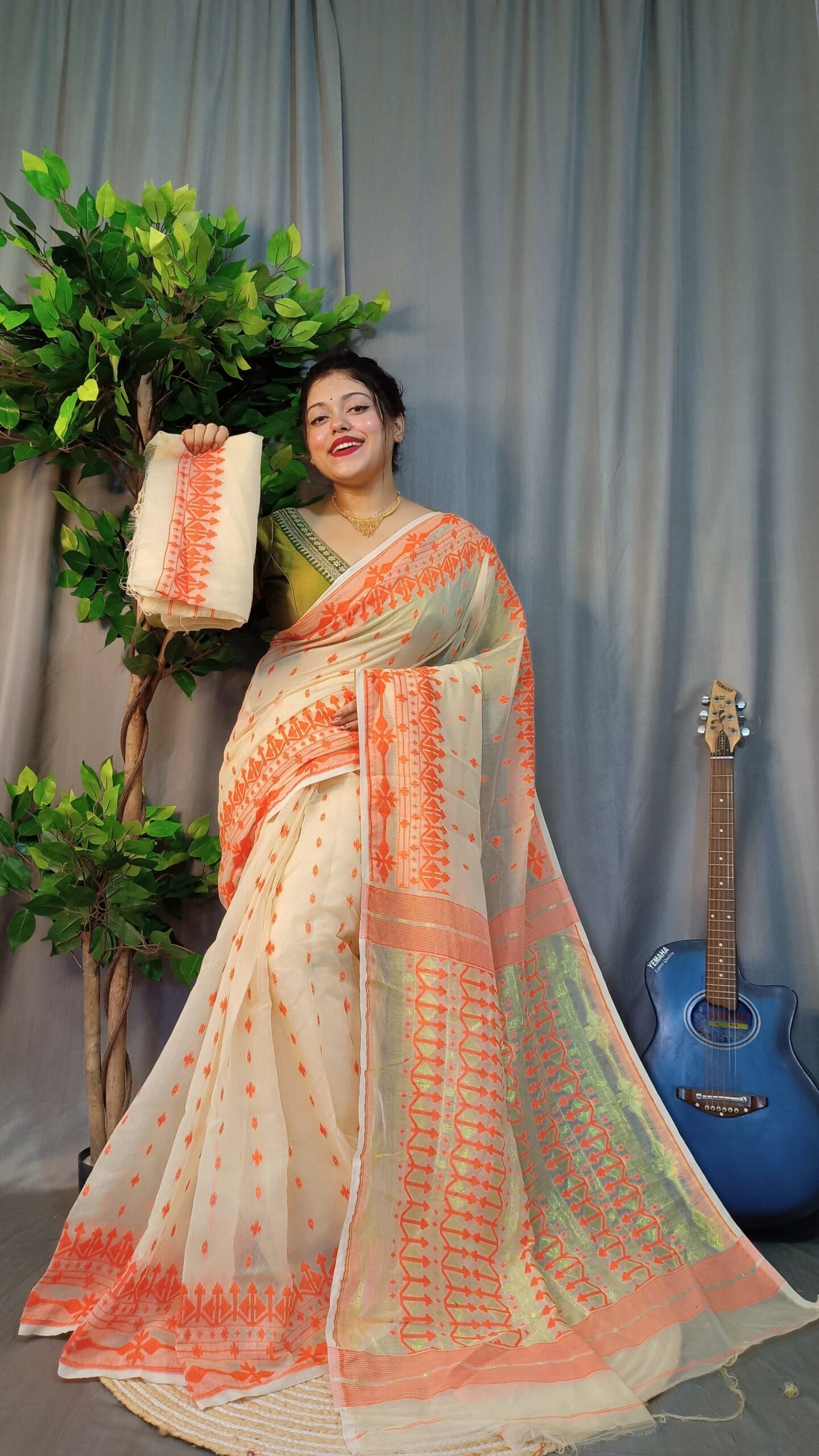 Tarongonila Soft Off White Orange Jamdani Saree - Image 3