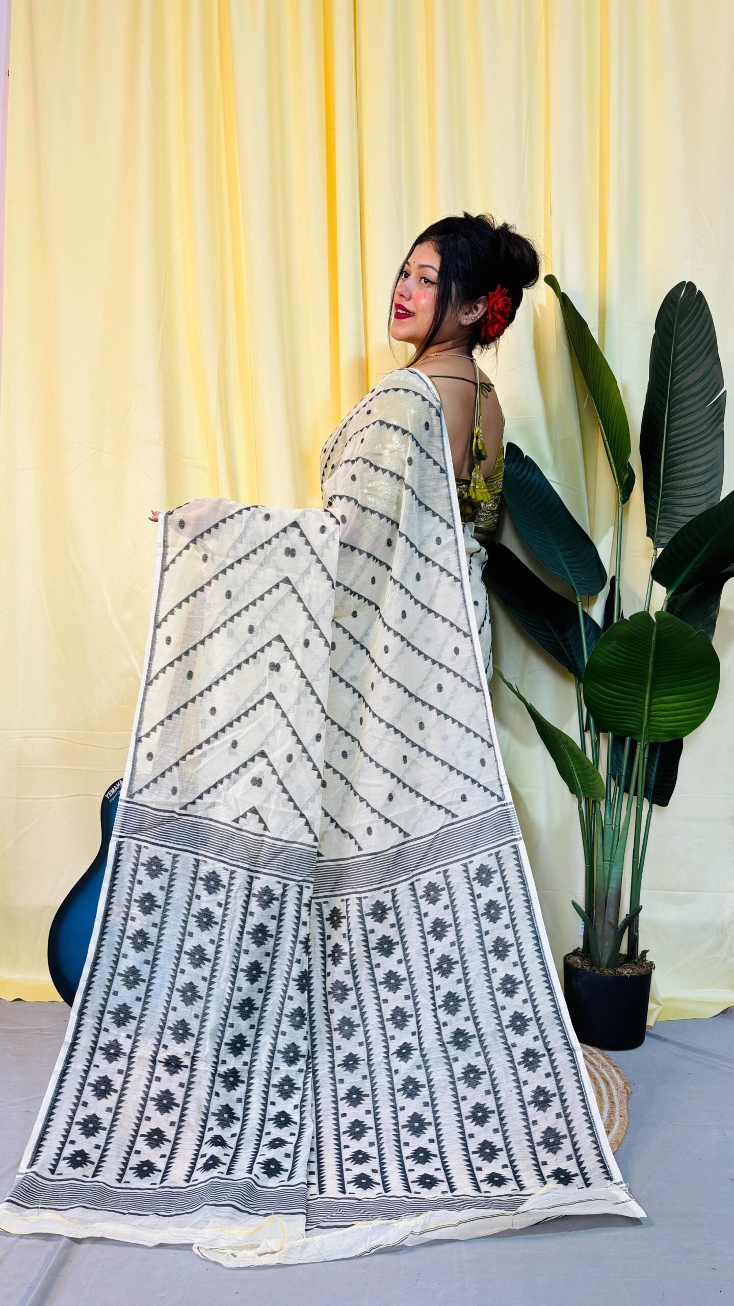 Chitrolota Soft White Black Jamdani Saree - Image 2