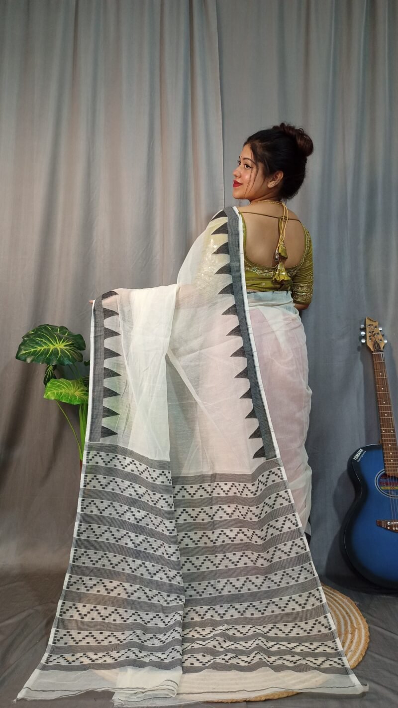 Nabonita Soft White Black Jamdani Saree - Image 3