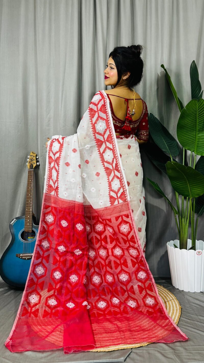 Borfi Soft Red White Jamdani Saree - Image 3