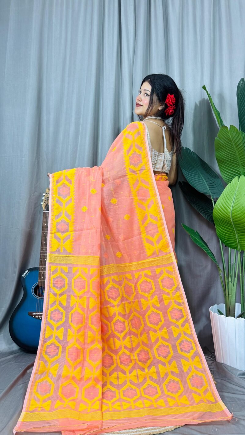 Borfi Soft Peach Jamdani Saree - Image 3