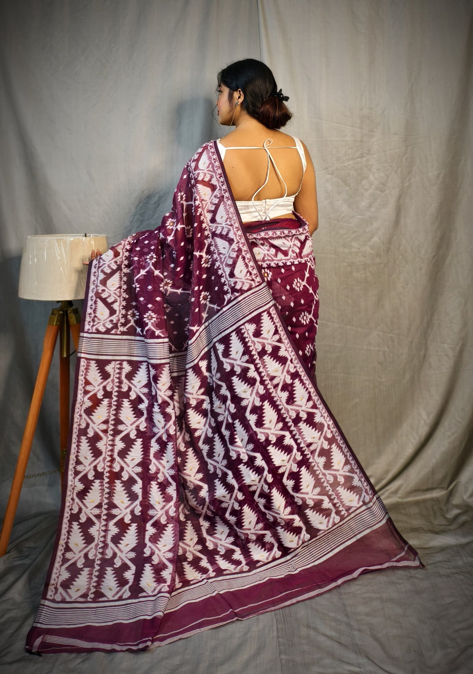 Jhumko Majenda Soft Jamdani Saree - Image 2