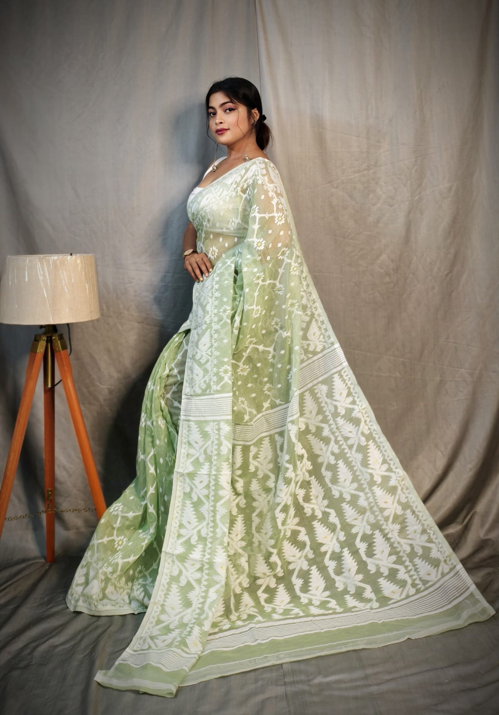 Jhumko Soft Olive Jamdani Saree