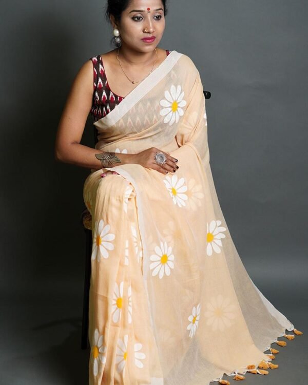 Flower Print Cream Soft Cotton Saree