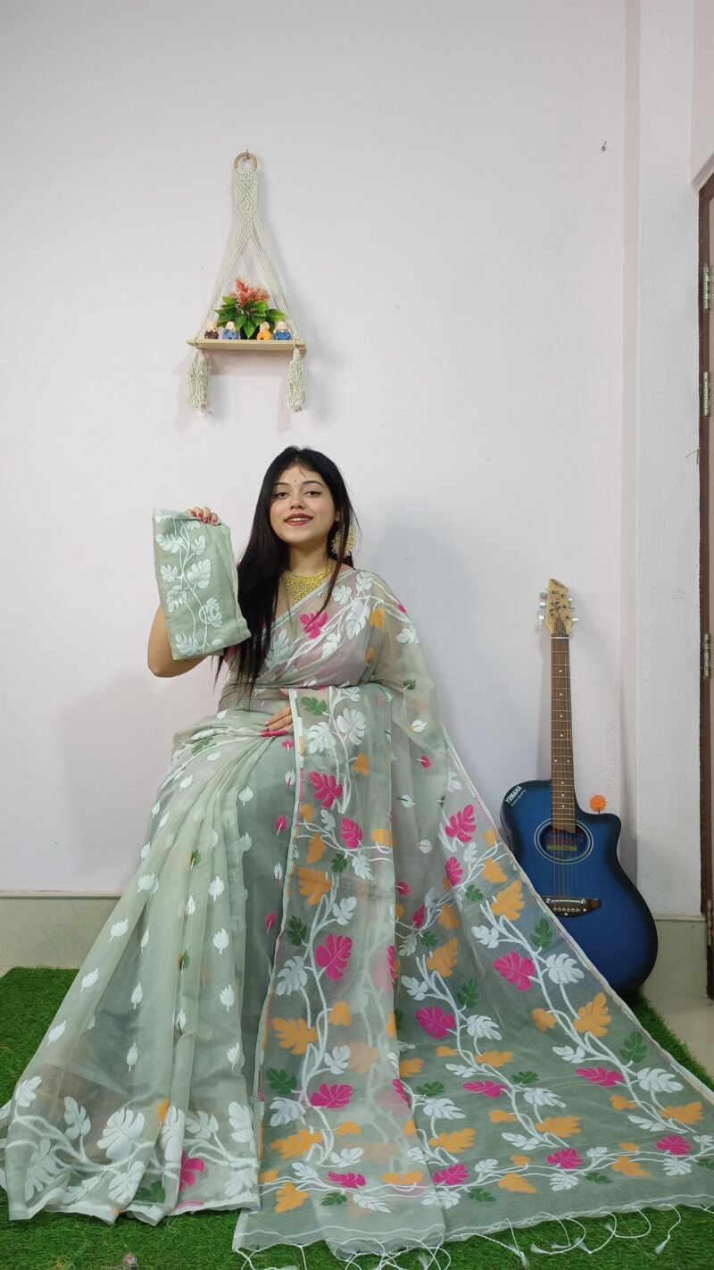 Money Planet Cream Soft Jamdani Saree - Image 2