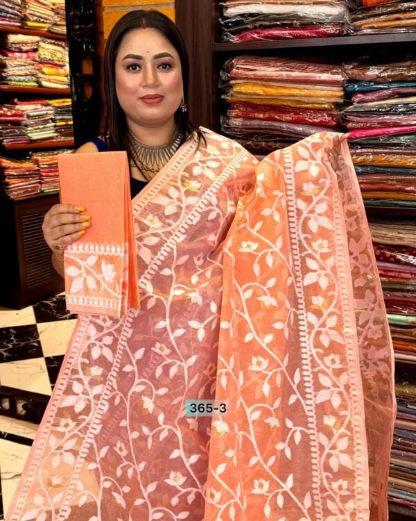 Sarno Lata Soft Peach Jamdani Saree