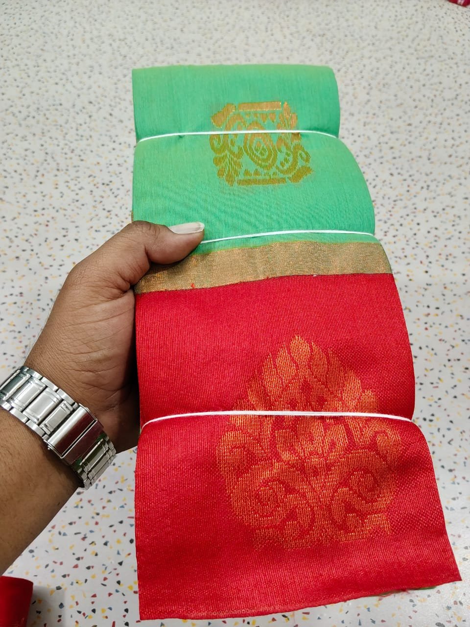Exclusive Green Red Kakinara Silk Saree - Image 3