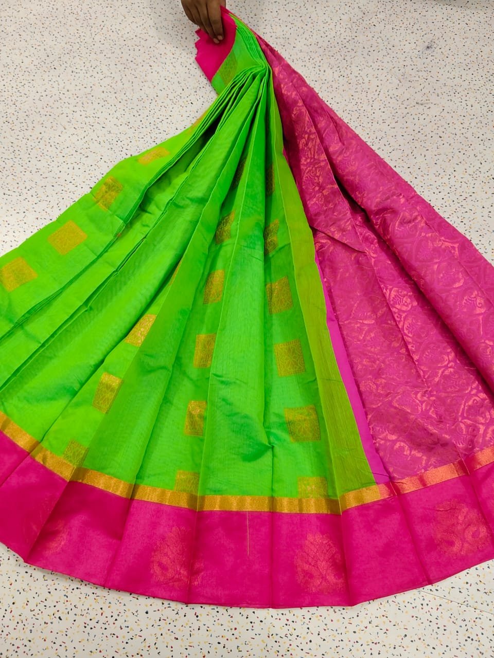 Exclusive Green Pink Kakinara Silk Saree