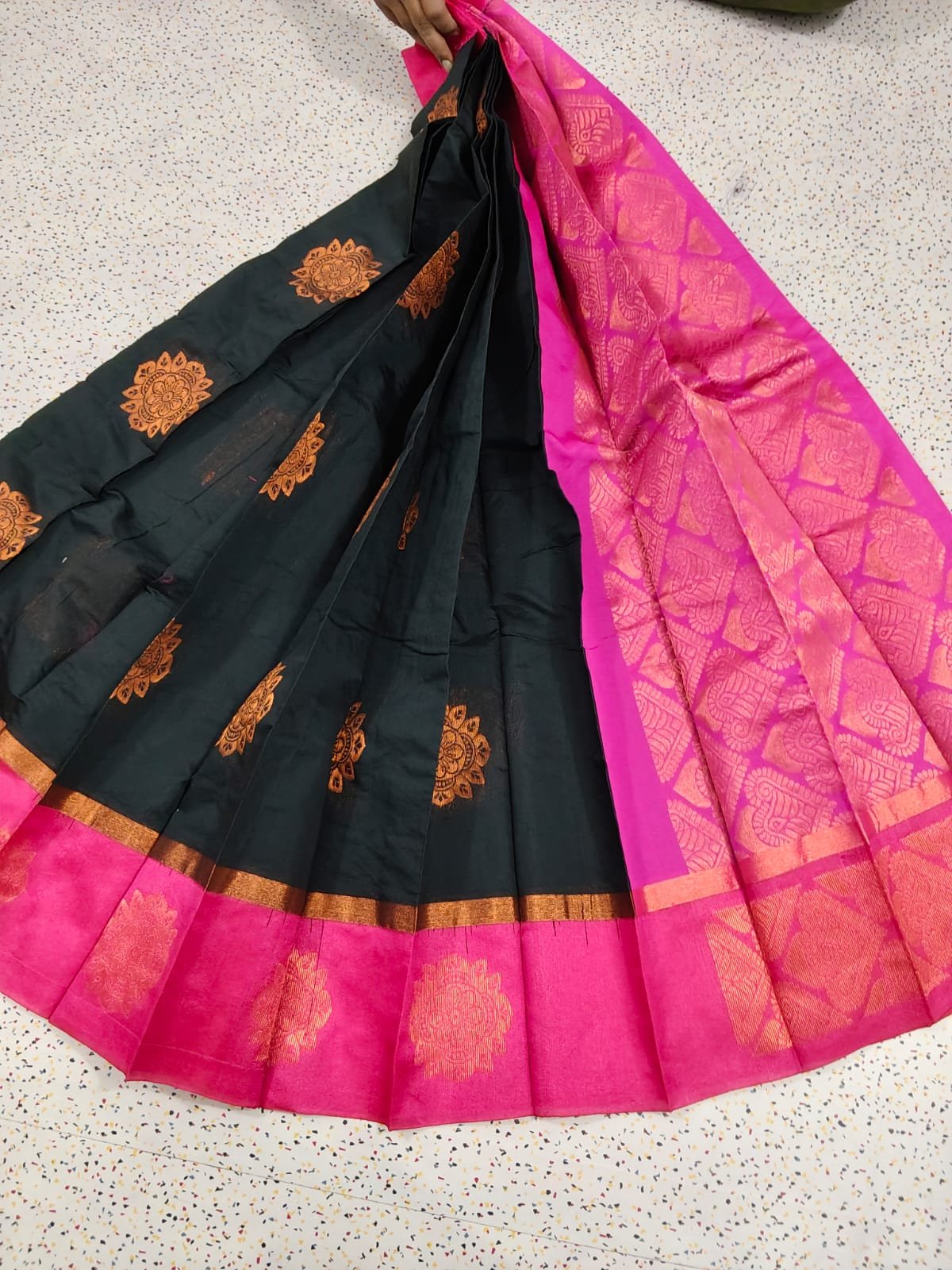 Exclusive Black Pink Kakinara Silk Saree