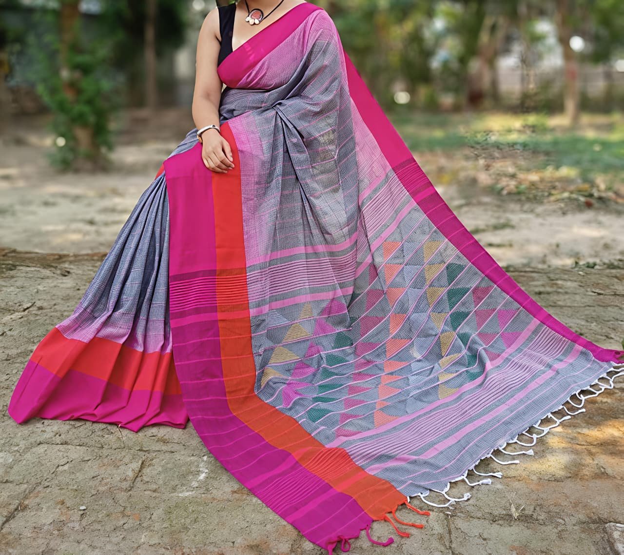Borfi Ikkat Cotton Grey Soft Saree
