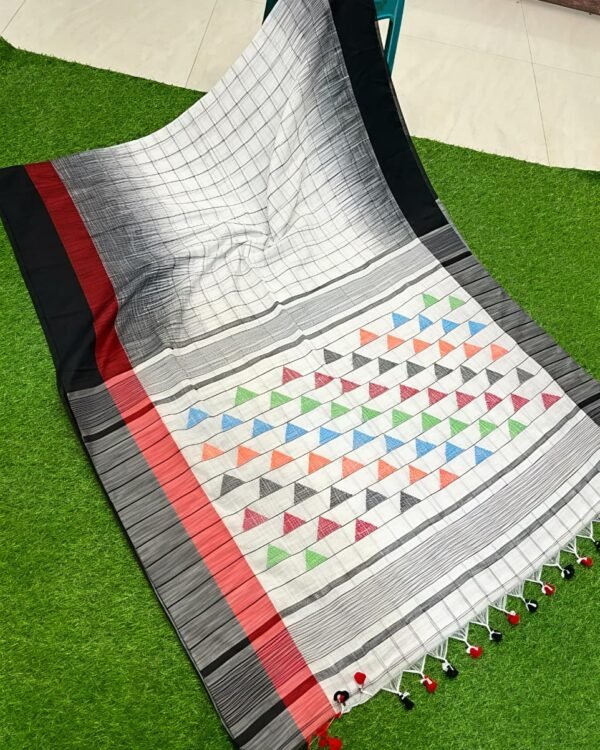 Borfi Ikkat Cotton White Black Soft Saree