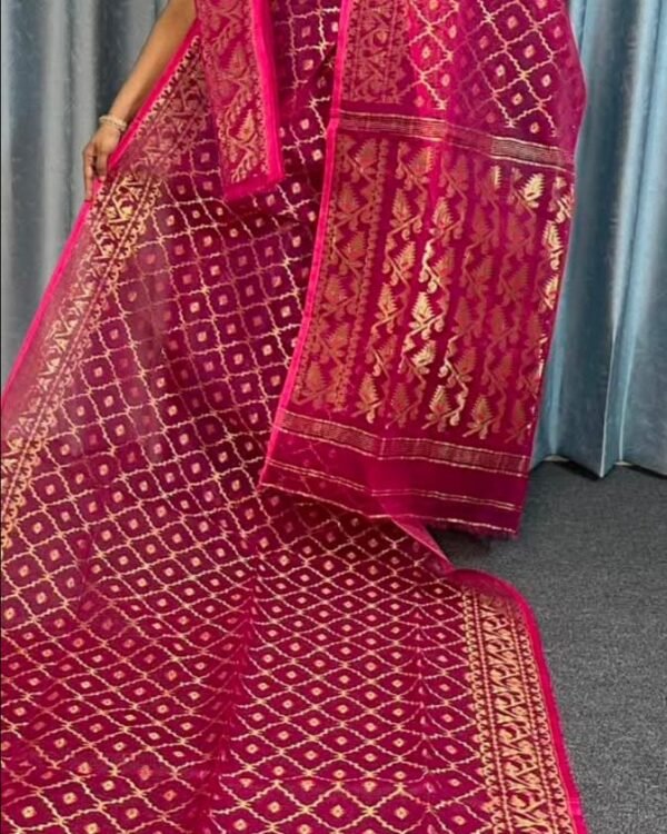Chain Karat  Soft Rani Jori Jamdani Saree