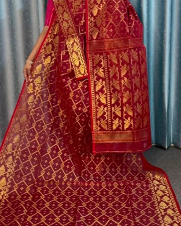 Chain Karat  Soft Brown Jori Jamdani Saree