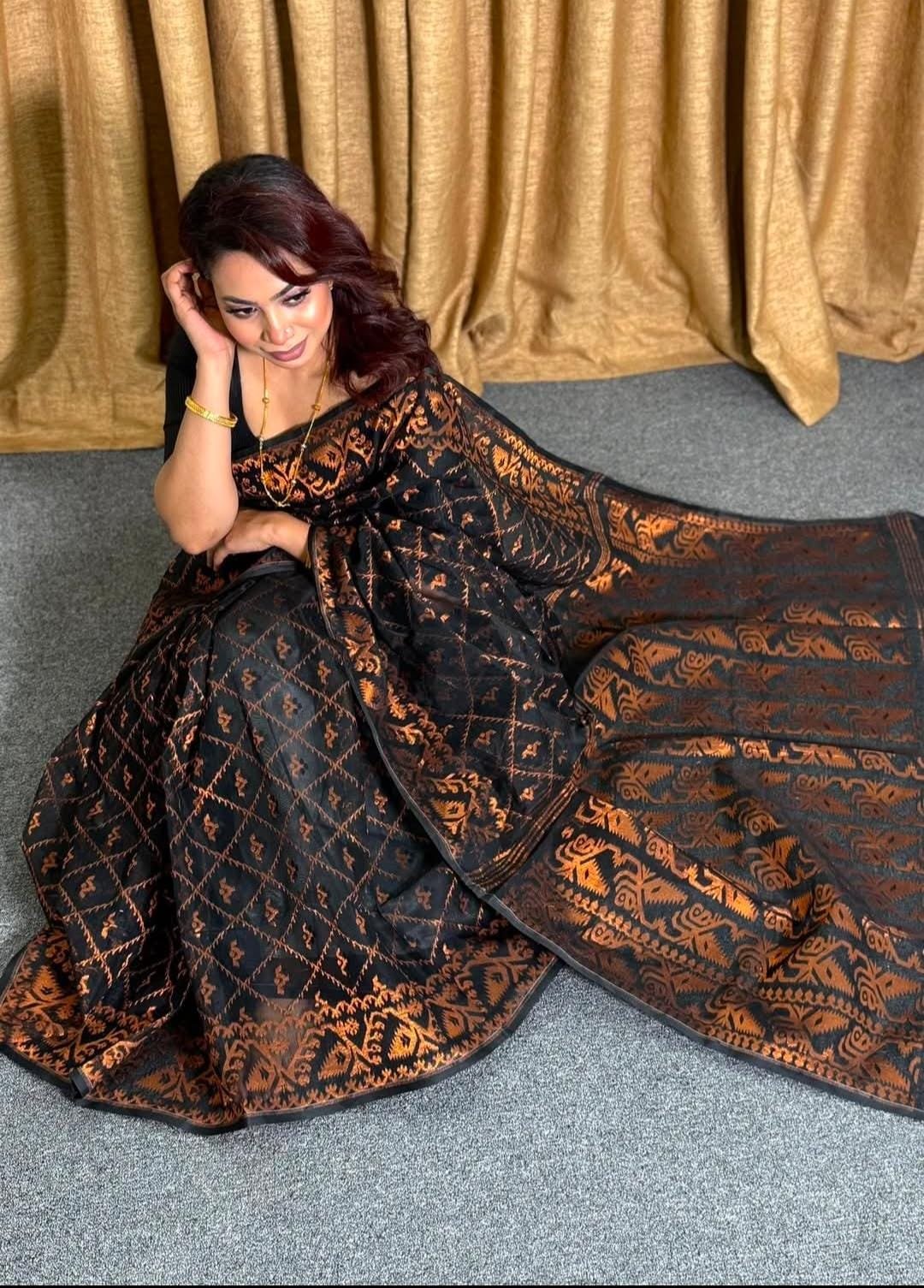 Chain Karat Soft Black Jori Jamdani Saree