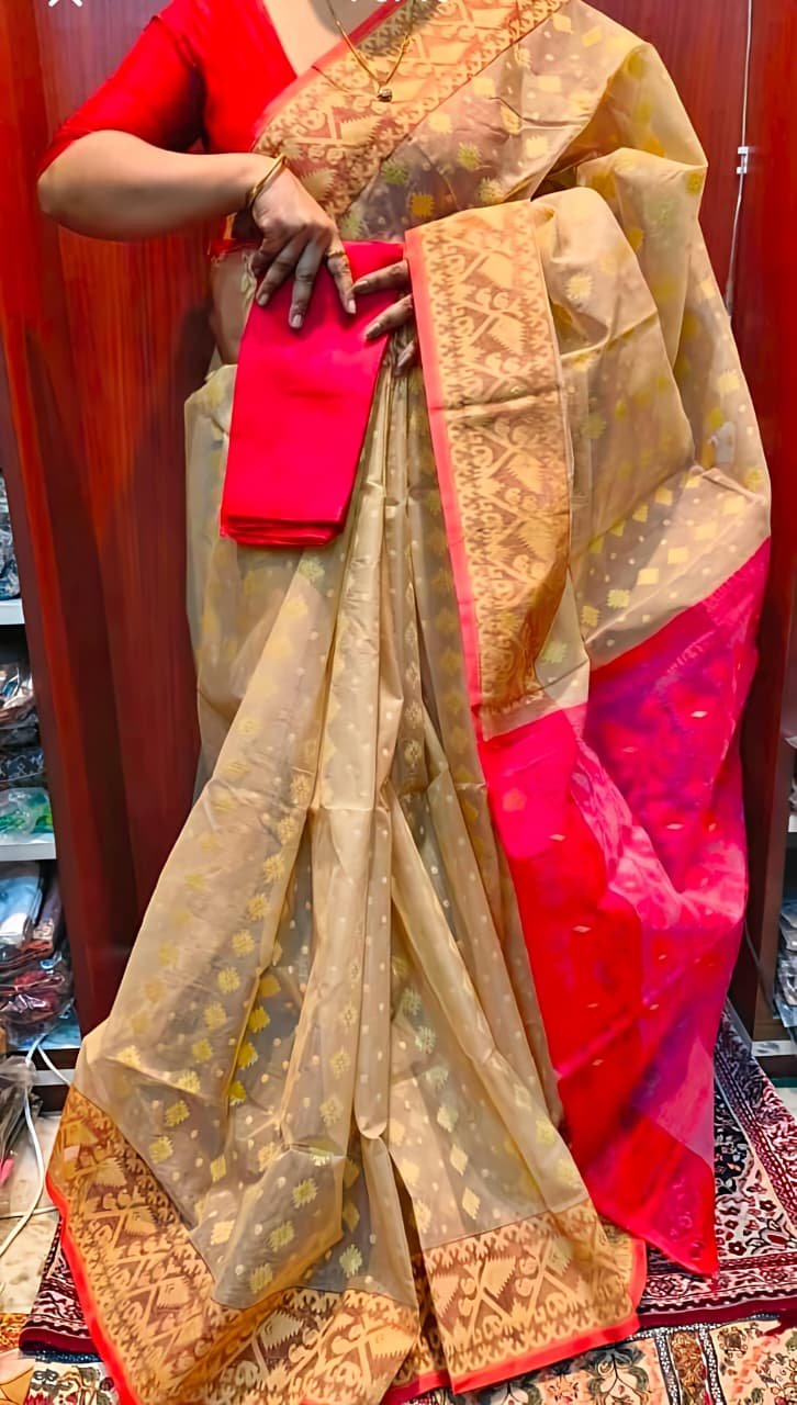 Karat Buti Soft Ghiye Jamdani Saree