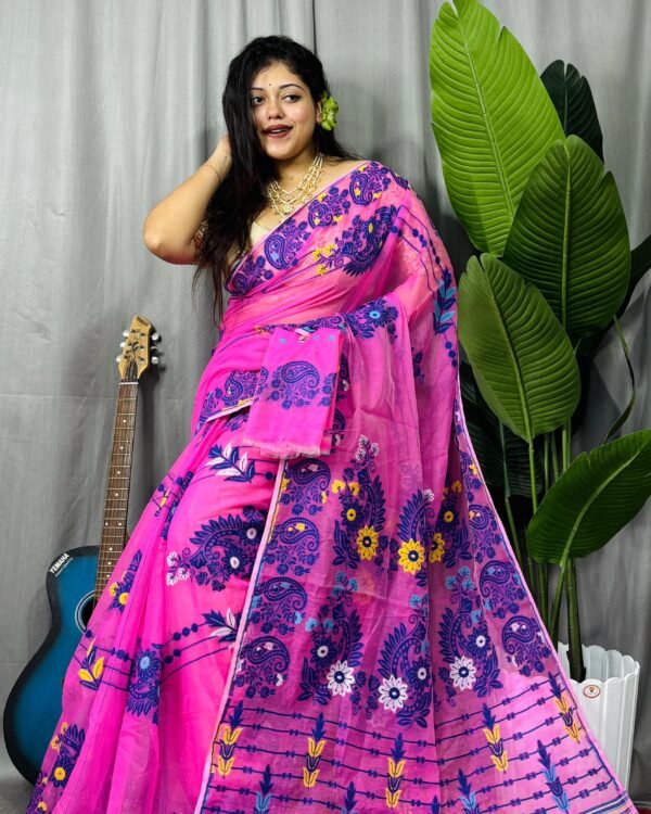 Par Kolka Soft Pink Jamdani Saree