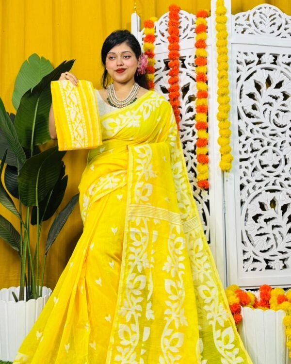 Dat Par Soft Yellow Jamdani Saree