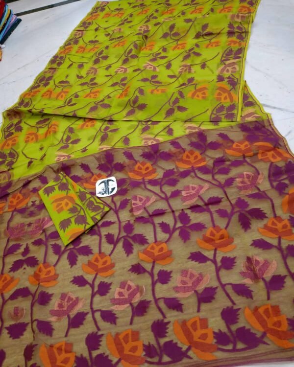 Lata Kumjo Soft Batabi Majenda Jamdani Saree