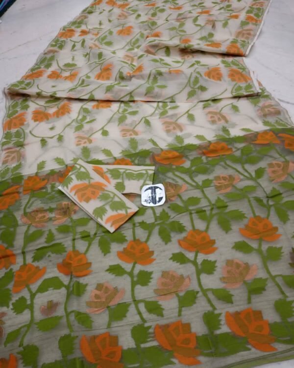 Lata Kumjo Soft Cream Pasta Jamdani Saree