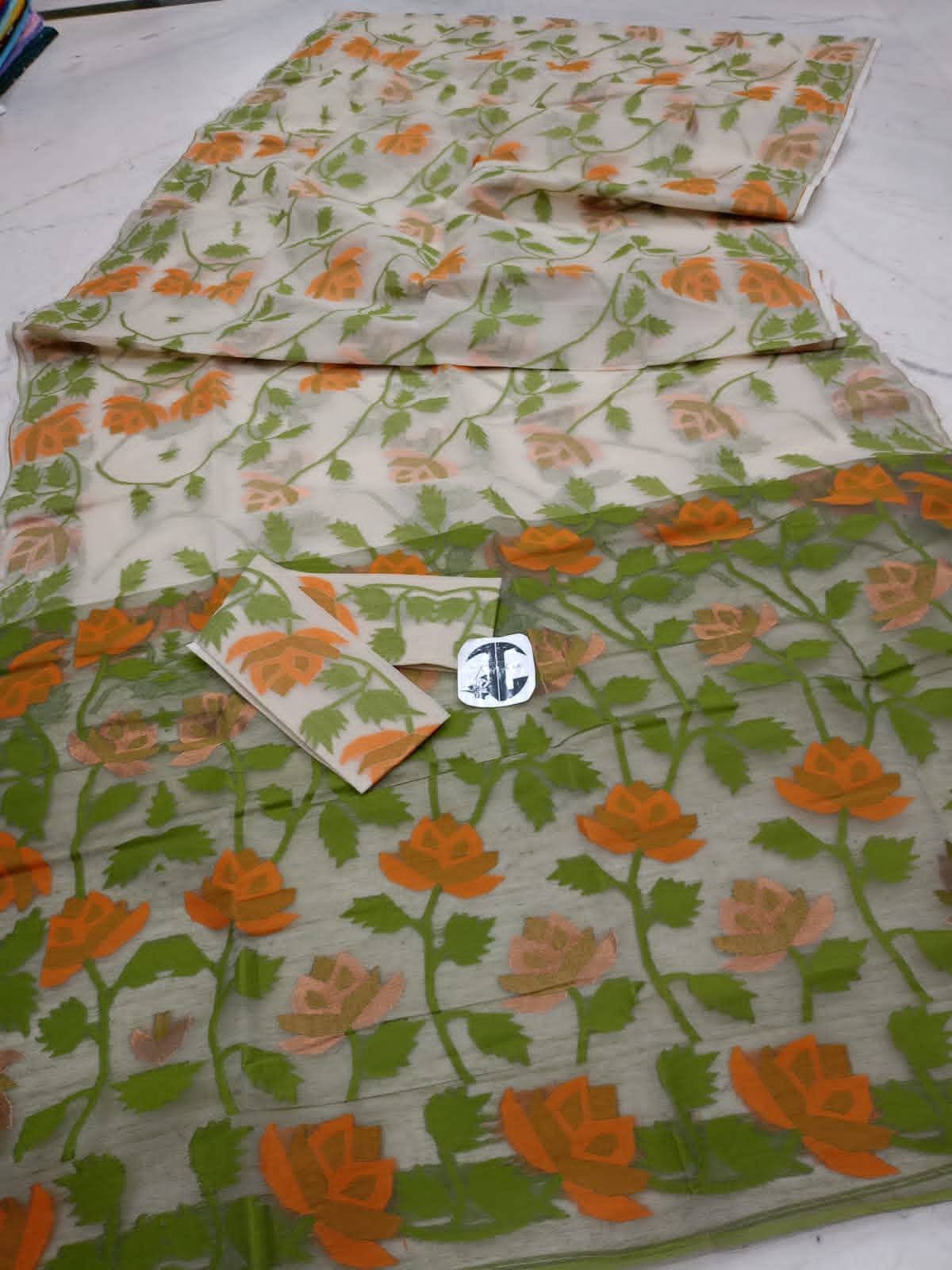 Lata Kumjo Soft Cream Pasta Jamdani Saree